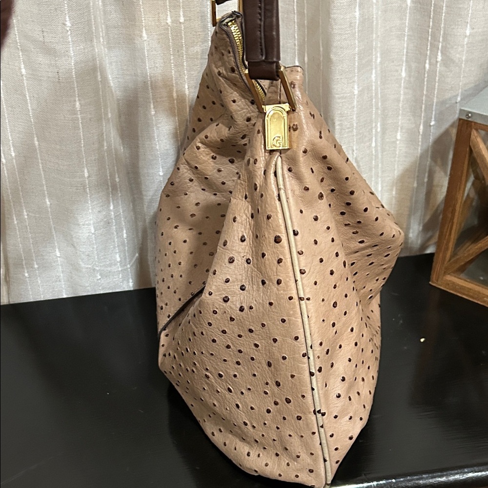 Elegant G.I.L.ITan Hobo Bag - Picture 5 of 11